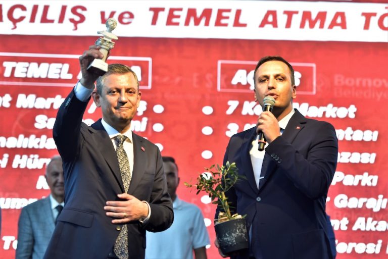 Bornova’da 5 ayda 17 açılış, 9 temel atma