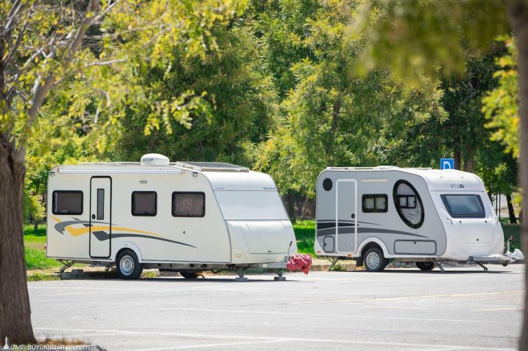 Karavan ve teknelerin ikinci durağı İnciraltı oldu 