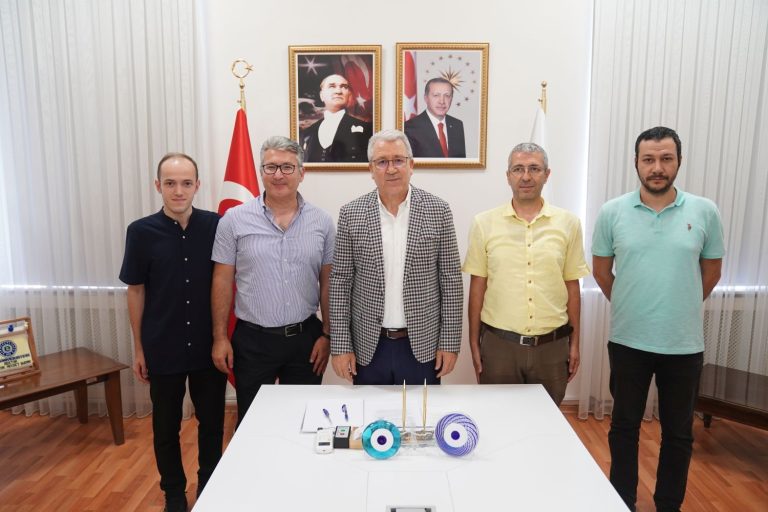 Ege Üniversitesi’nden TÜBİTAK destekli robotik proje