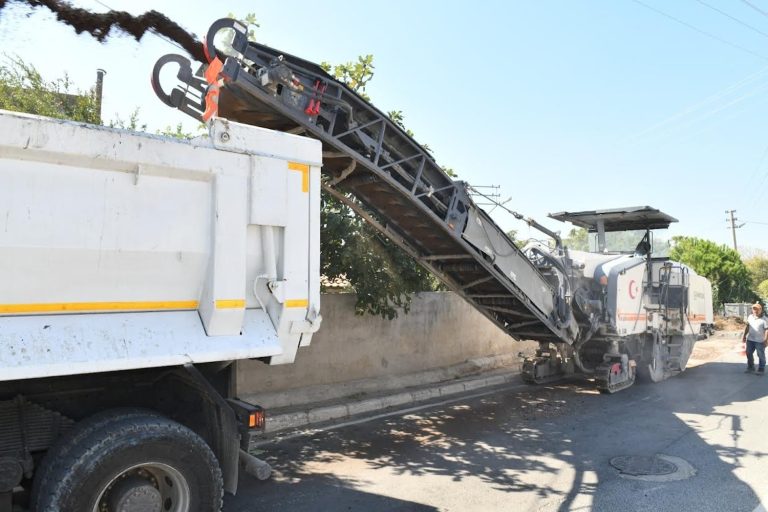 Kaklıç Mahallesi’nde yol çalışmaları başladı