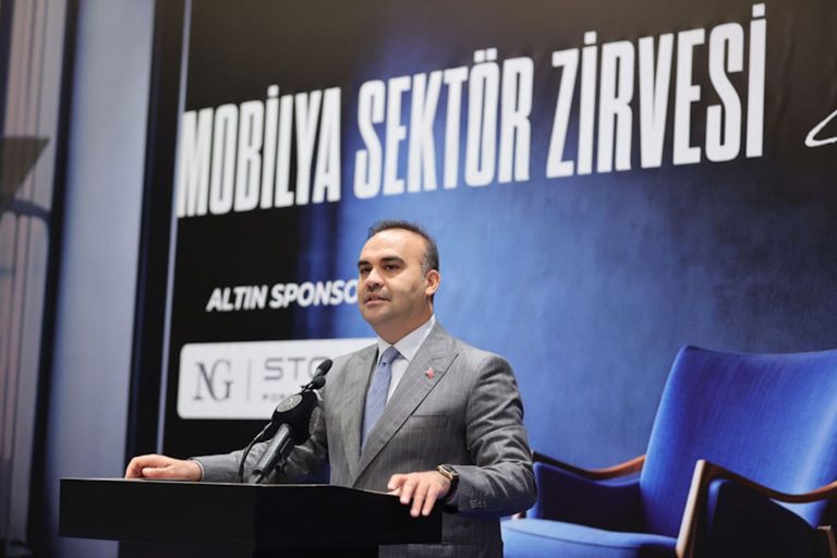 Kacır: Dış ticaret açığındaki düşüş, yatırımcımızın, üreticimizin, ihracatçımızın başarısı