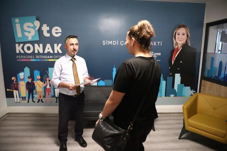 İş’te Konak’la 3 ayda 300 kişi işbaşı yaptı