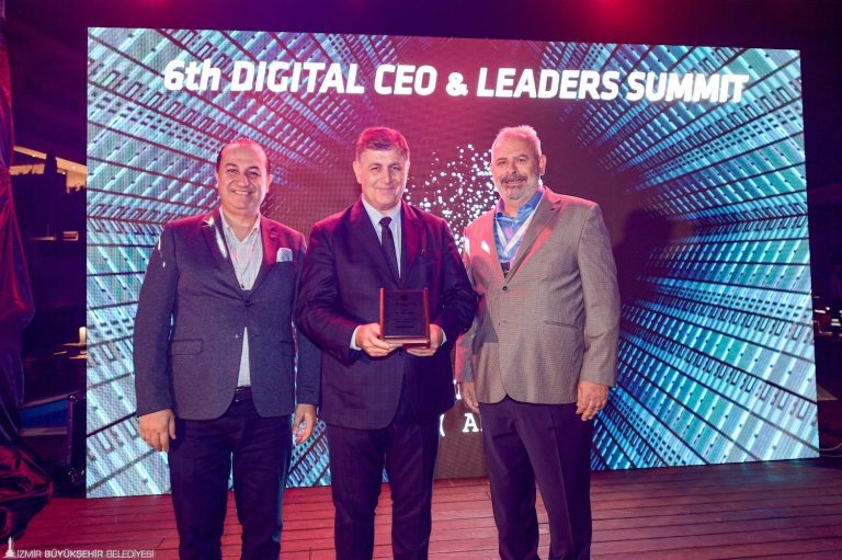 Dijital CEO ve liderler Zirvesi’nde gündem ‘yapay zeka’