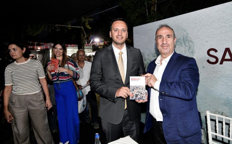 Edebiyatın kalbi Bornova’da attı