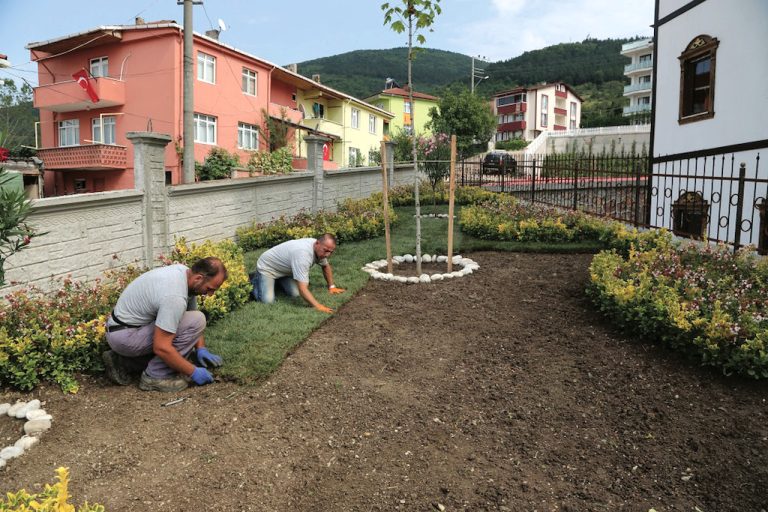 Yeşilyurt Belediyesi bina çevresi düzenleme işi yaptıracak