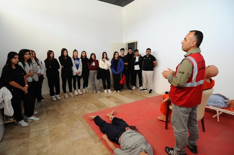 Okullara yönelik afet farkındalık eğitimleri başladı