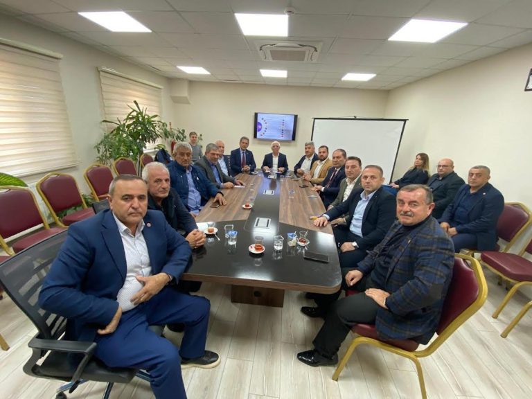 Zeytin üreticisi zor durumda