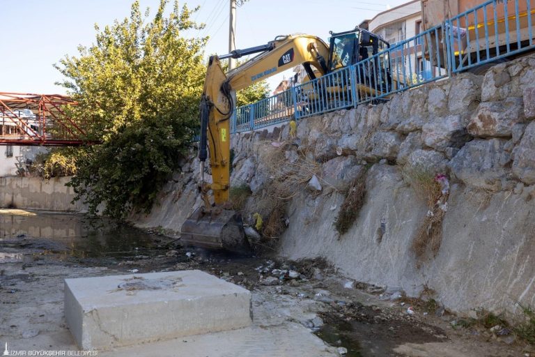 İzmir Körfezi için derelerde temizlik seferberliği