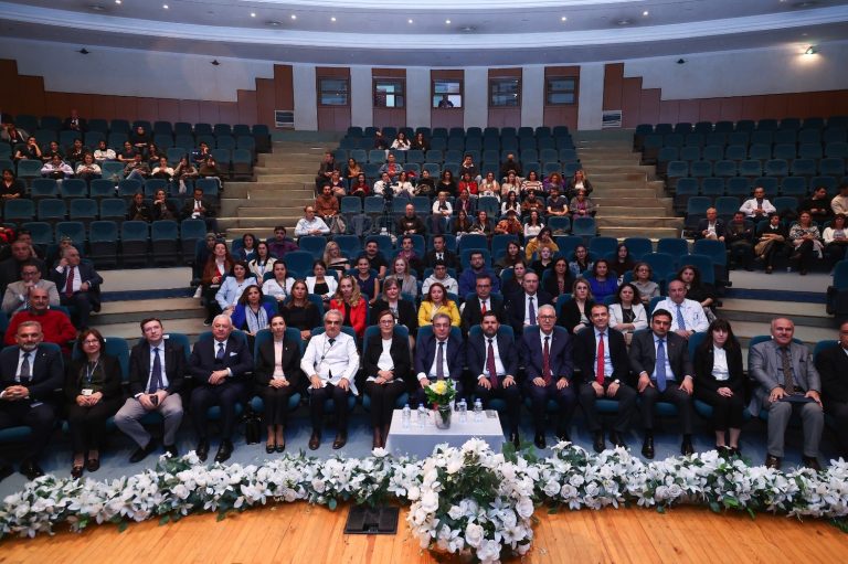 DEÜ, Organ Bağışı ve Nakli Paneli’ne ev sahipliği yaptı
