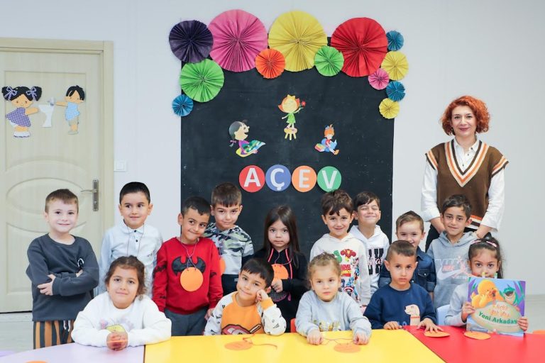 ‘Okuyan Bir Gelecek’ ile her çocuğun evine bir kütüphane