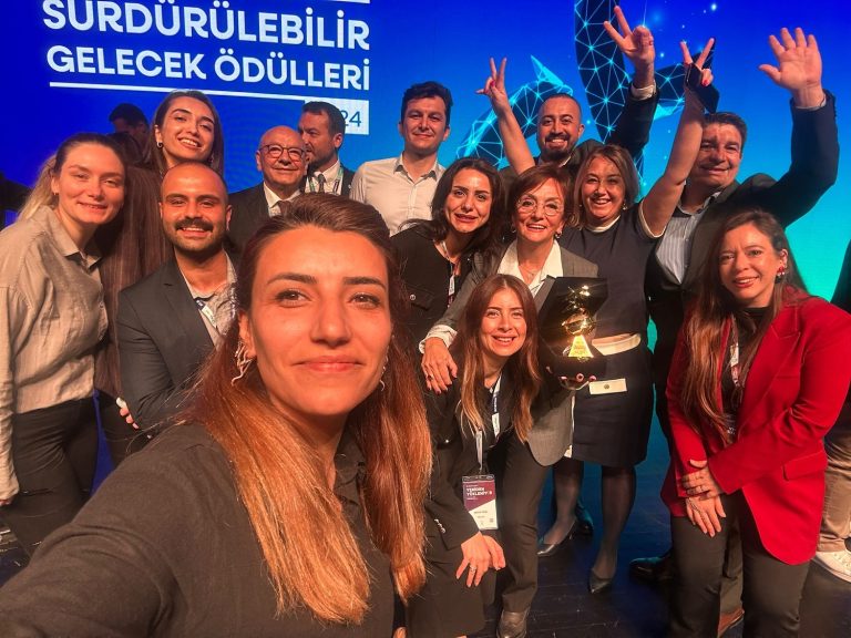 KalDer’den Yorglass’a ‘Başarı Ödülü’
