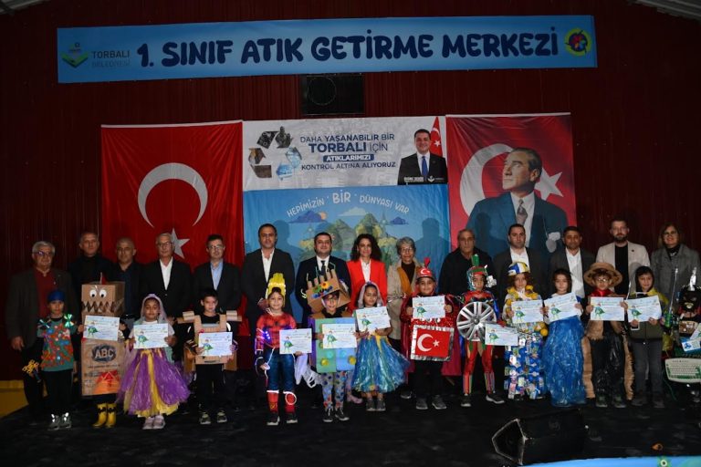 1’inci Sınıf Atık Getirme Merkezi hizmete açıldı