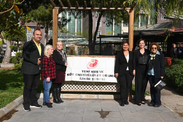 “Öğretmenlerimizin yetiştireceği dik duran nesillere ihtiyacımız var”