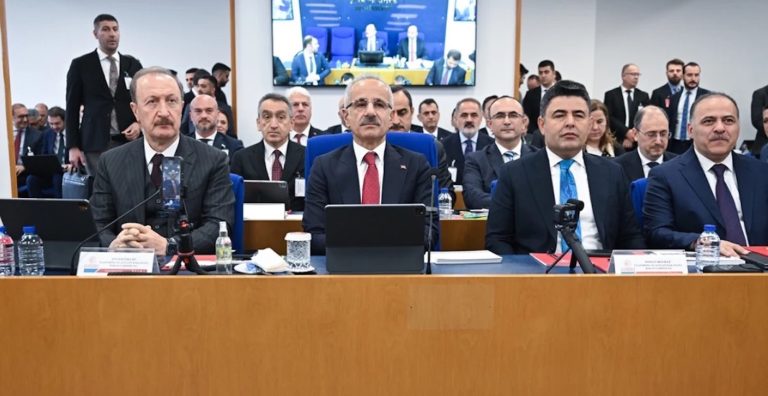 Uraloğlu: 2 trilyon 295 milyar TL yatırım gerçekleştireceğiz