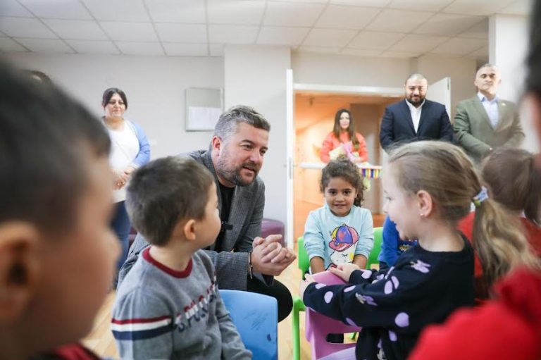 Buca’nın miniklerine ağız ve diş sağlığı eğitimi