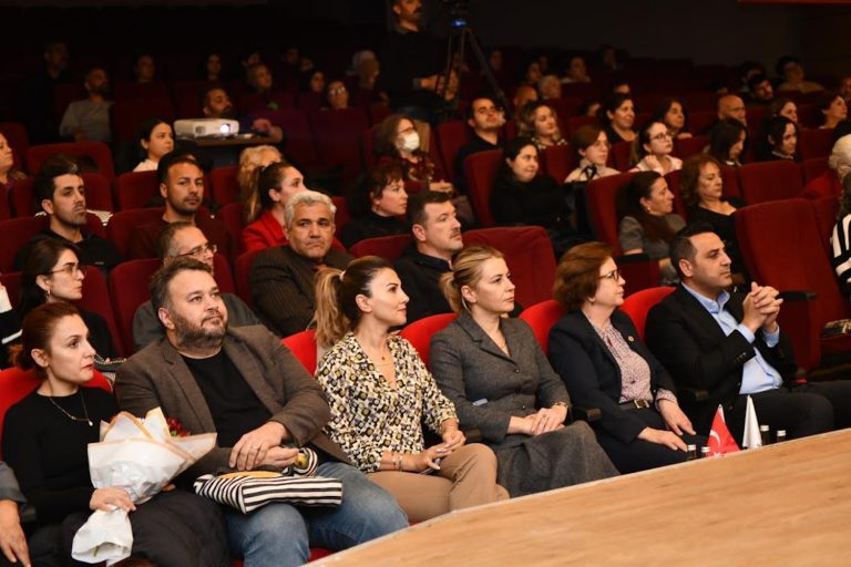Ödüllü filmler Çiğli’de izleyiciyle buluştu