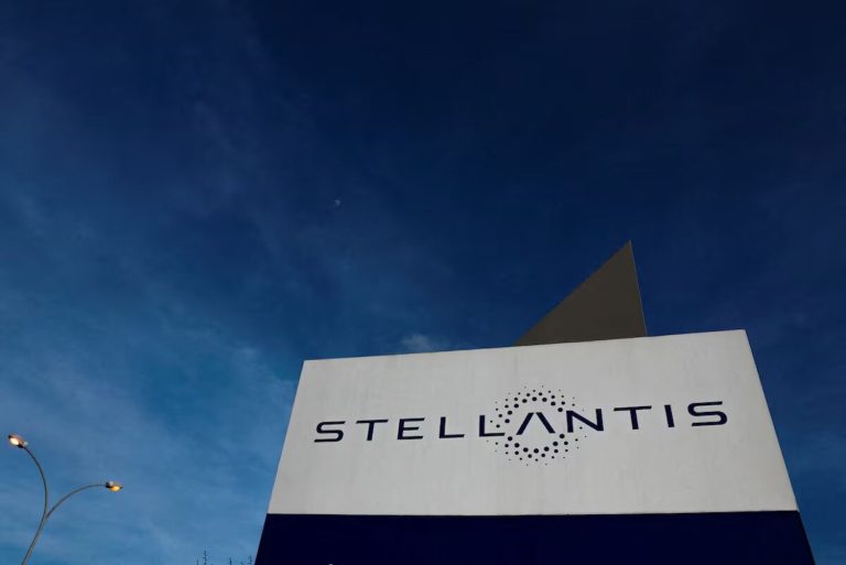 Stellantis, 300 binden fazla ABD aracını geri çağırıyor