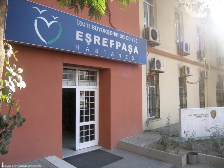 Eşrefpaşa Hastanesi binlerce kişiye şifa oluyor