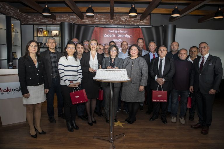 Bakioğlu Grubu’ndan 255 çalışana kıdem ödülü