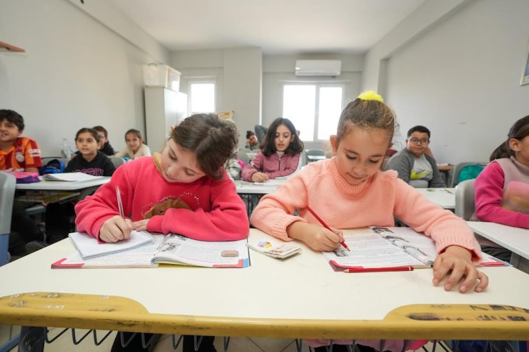 Veliye ‘sivil kıyafet’ yükü
