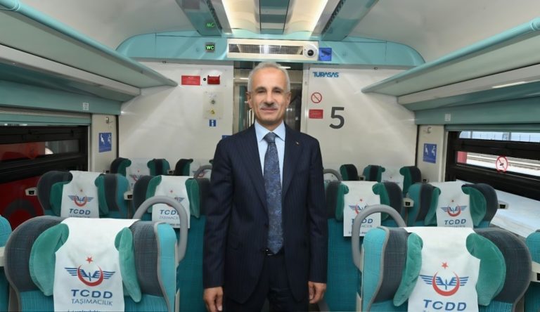 Konya- İstanbul YHT hattı 10 yılda 11,2 milyon yolcu taşıdı 