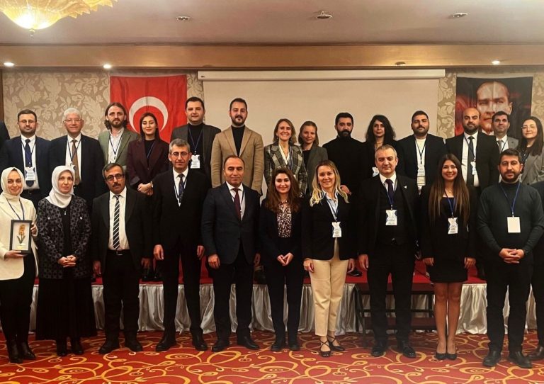 Katılımcı ve toplumcu belediyecilik Konak’tan yükselecek