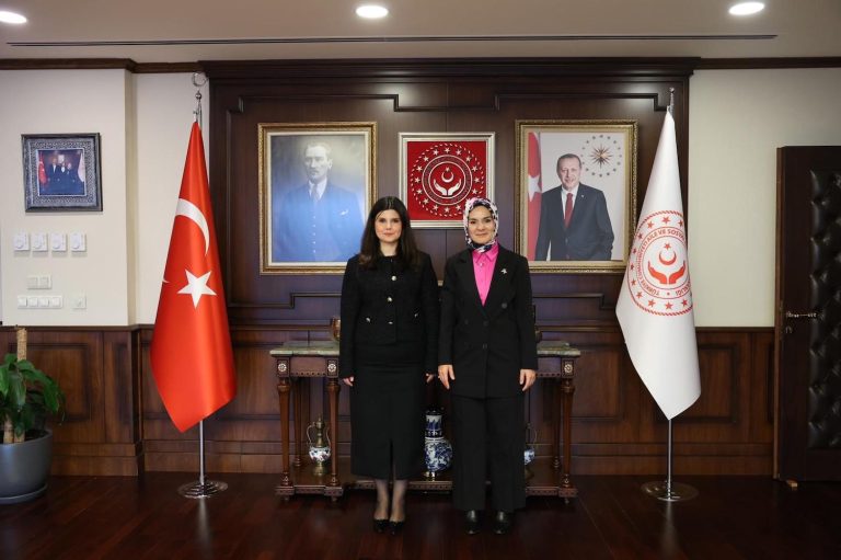 Reges Elektrik, Kadınlar için Enerji Okulu’nu kurdu