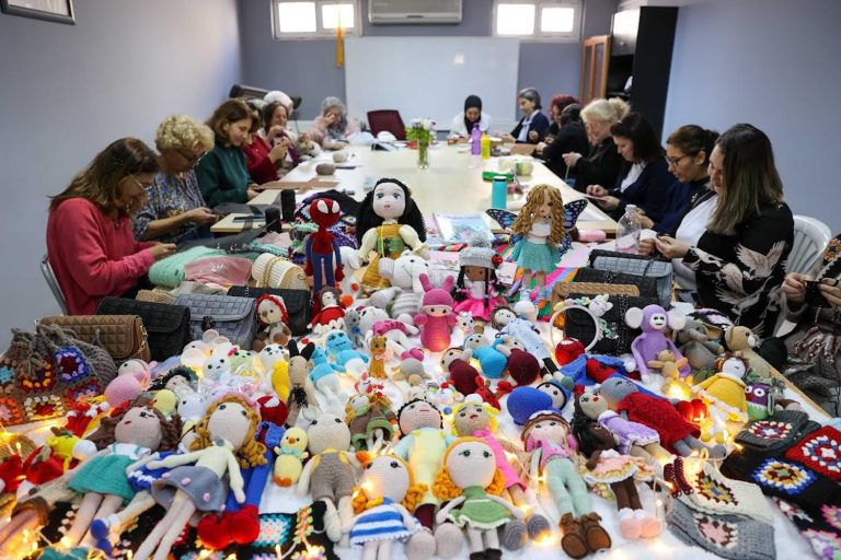 Buca’da hobi, sanat ve meslek kurslarına kayıtlar başladı