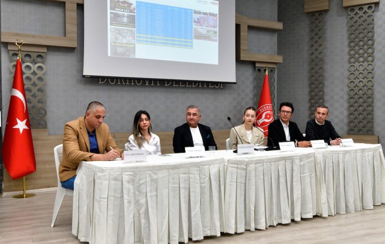 “Deprem Gerçeği” Bornova’da masaya yatırıldı