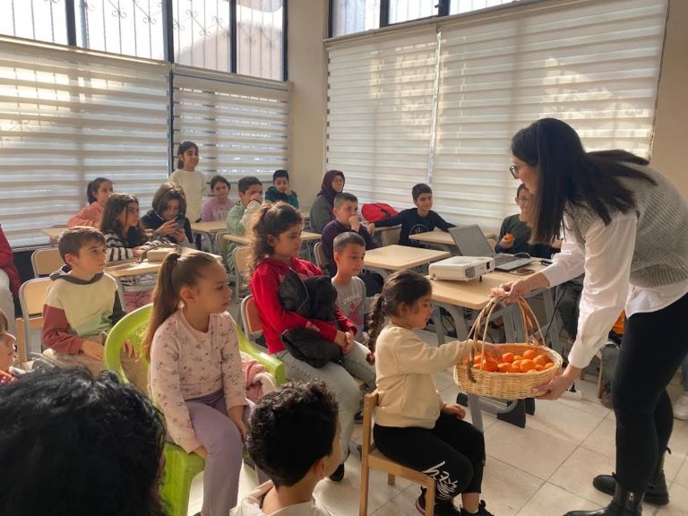 Çocuklara ‘sağlıklı beslenme’ semineri
