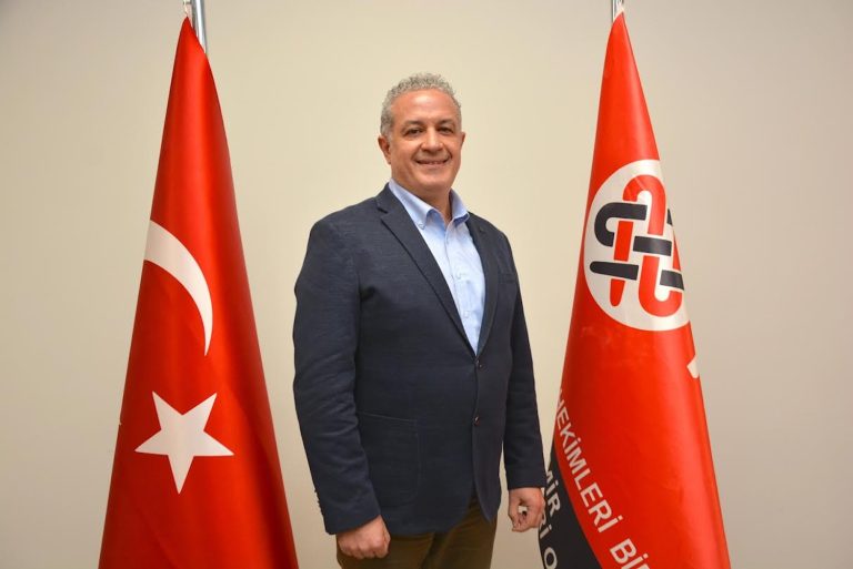 “Diş hekimliği fakültesi sayısına düzenleme getirilmeli”