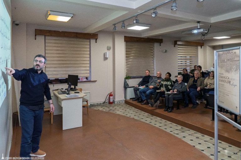 İzmir’de geçmişin anahtarı ‘Osmanlıca’ ile bulundu