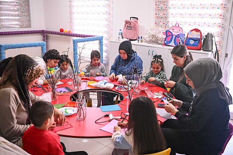 Bornova Belediyesi’nden anlamlı 14 Şubat Etkinliği