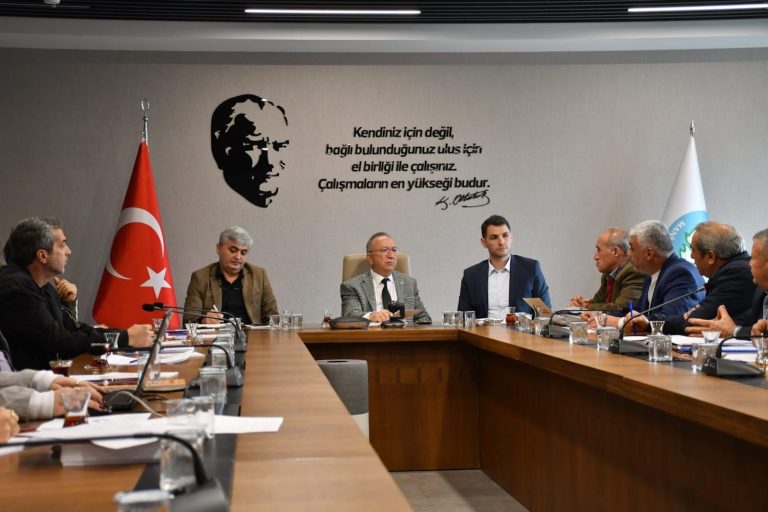 Manisa üretim sezonuna sulama kooperatifleriyle hazırlanıyor