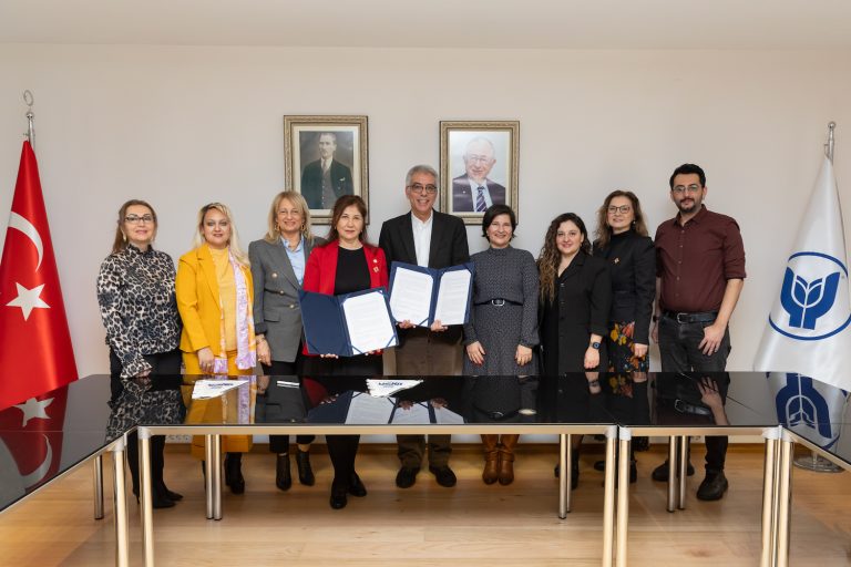 Yaşar Üniversitesi’nden kadın girişimcilerle iş birliği