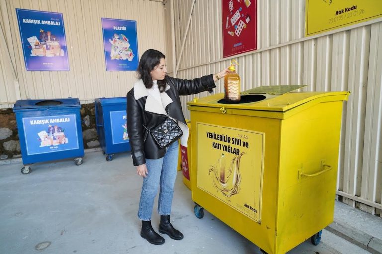 Geri dönüşüm ile atıklar ekonomiye kazandırıldı