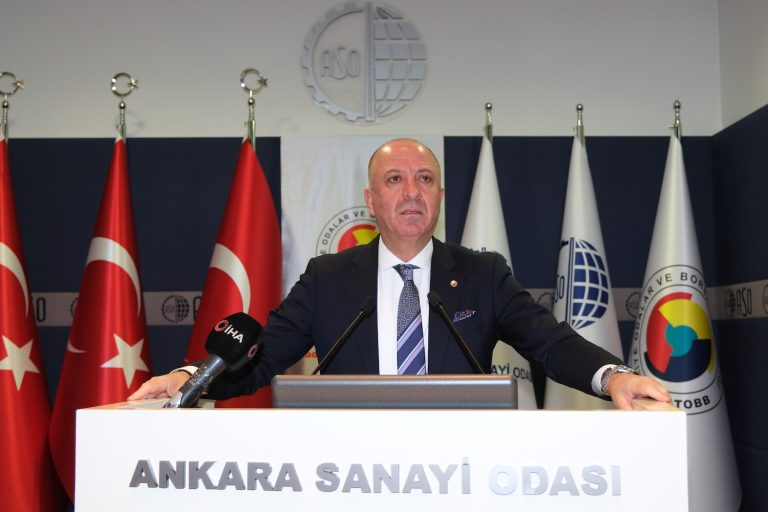 Ardıç: Kadın, toplum ve ekonomide daha fazla güçlenmeli