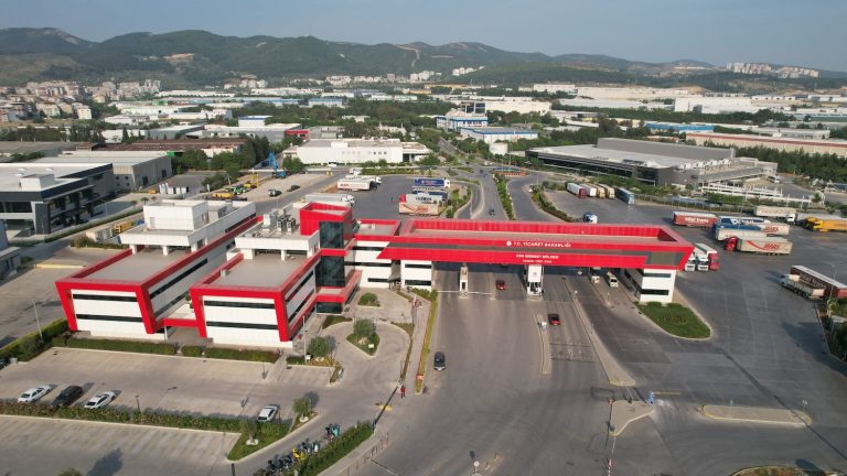 İzmir yine lider