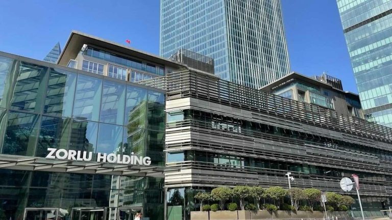 Zorlu Holding’in yeni CEO’su Ömer Yüngül oldu