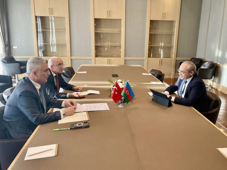Türkiye ve Azerbaycan arasındaki bağlar güçleniyor