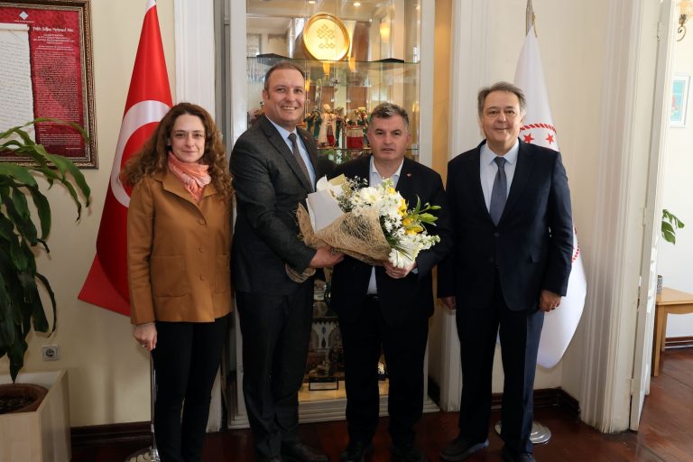 İzmir’in turizmi için güç birliği 
