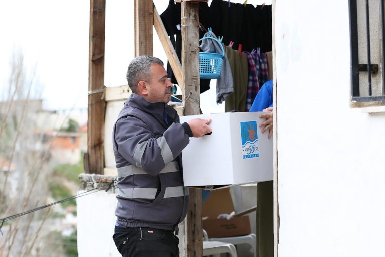 Ramazan ayına özel gıda paketi desteği