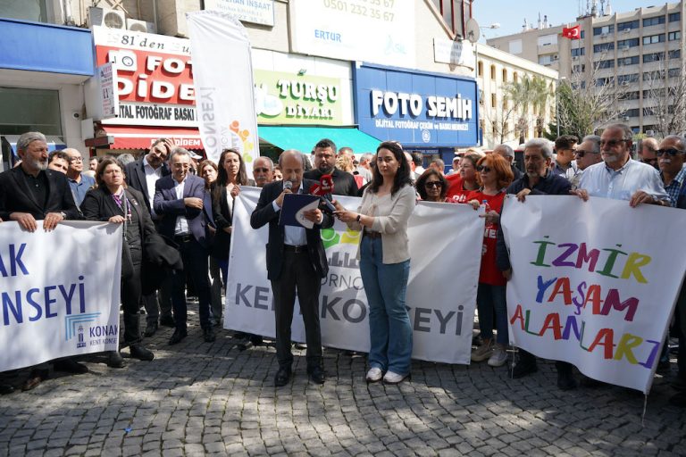 “Zeytinlikleri betona ve ranta kurban etmeyeceğiz”