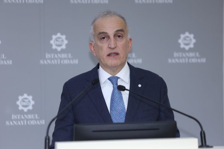 Özhamaratlı: Kırılgan bir ülke konumundayız