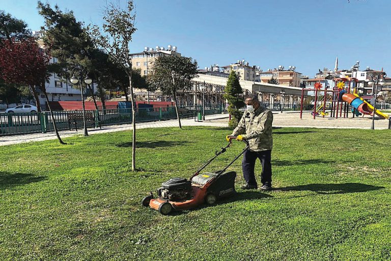 Şırnak Belediyesi bahçe ekipmanı satın alacak