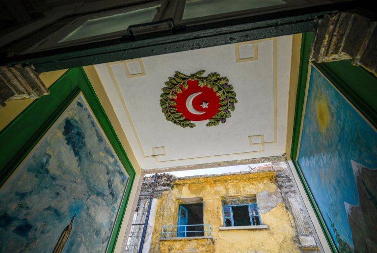 Ay Yıldızlı Konak’ın ışıltısı gün yüzüne çıkıyor 