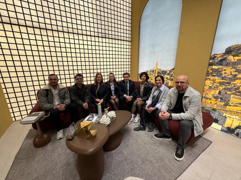 Ezberbozan tasarımcılardan Milano ziyareti