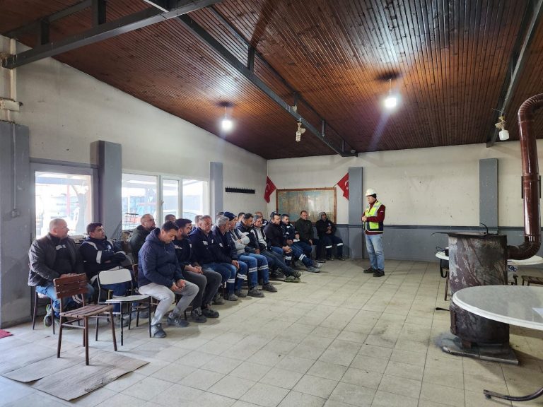 Efes Selçuk Belediyesi, personelini eğitiyor