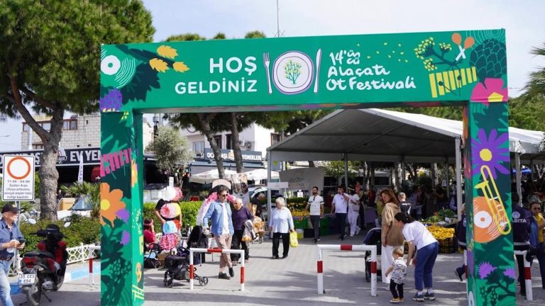 Alaçatı Ot Festivali 14. kez kapılarını açtı