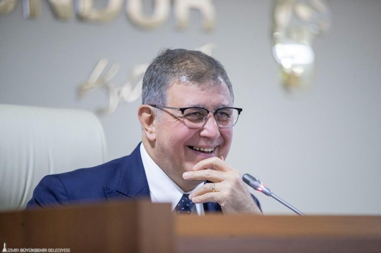 Karabağlar kentsel dönüşüm mağdurları için komisyon kurulacak